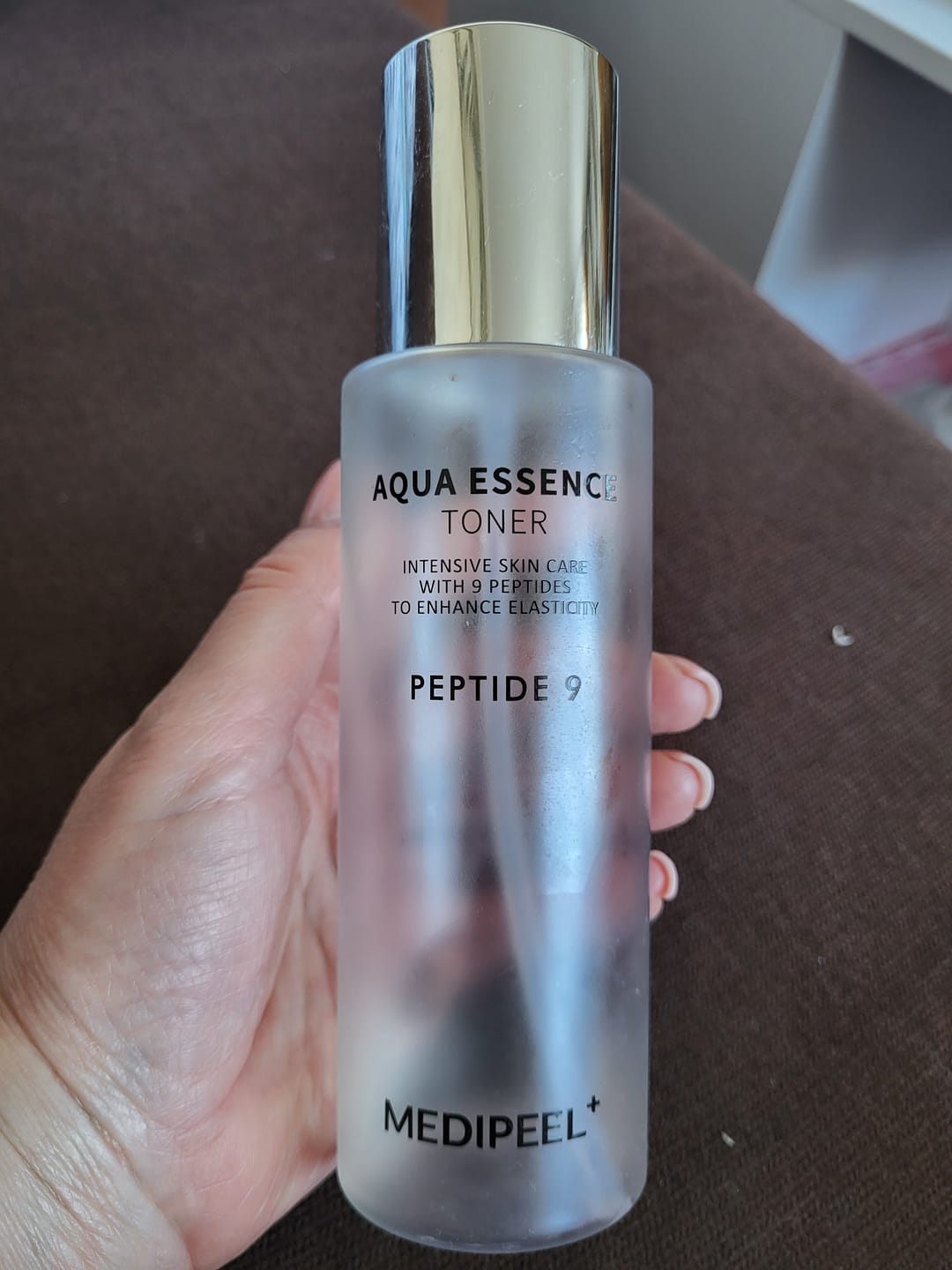 Customer photo review of Peptīdu toneris-esence priekš nobriedušai ādai Medi-Peel Peptide 9 Aqua Essence Toner