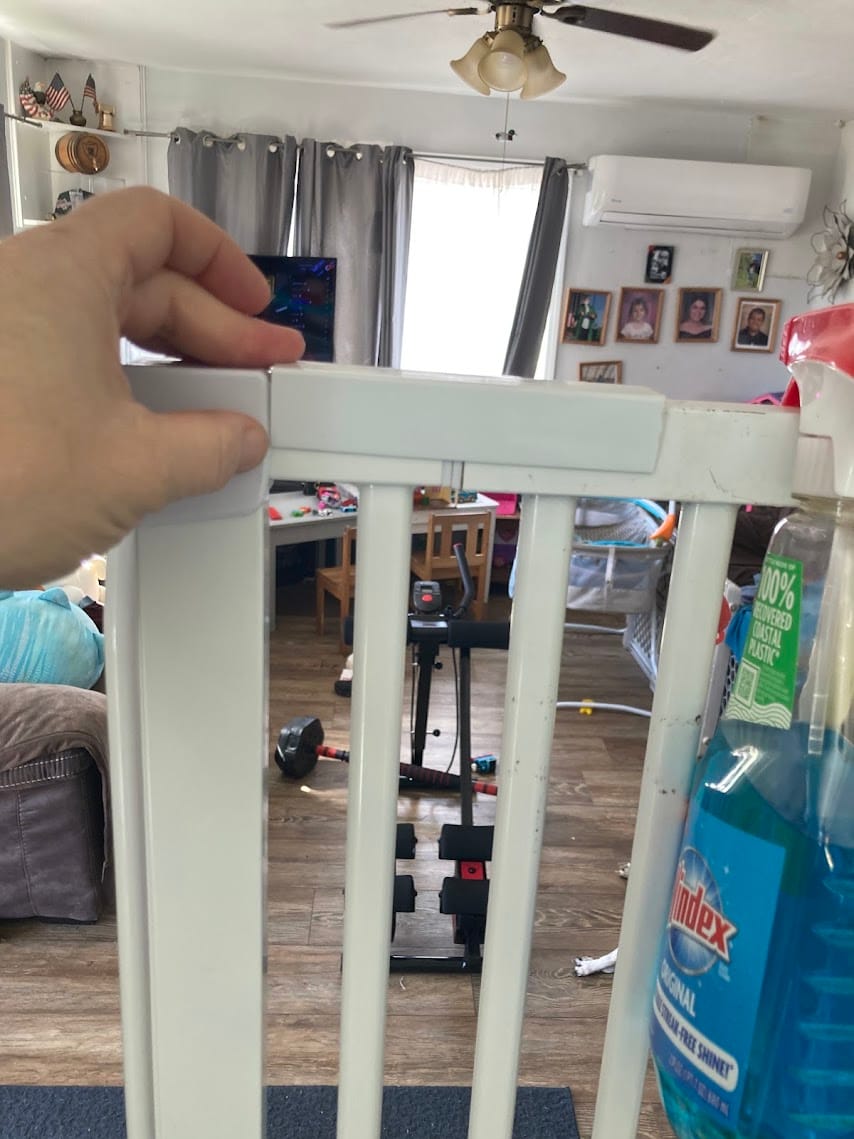 Customer photo review of FairyBaby Baby Gate Plastic Holder Reinforcement Groove (4 Pack)