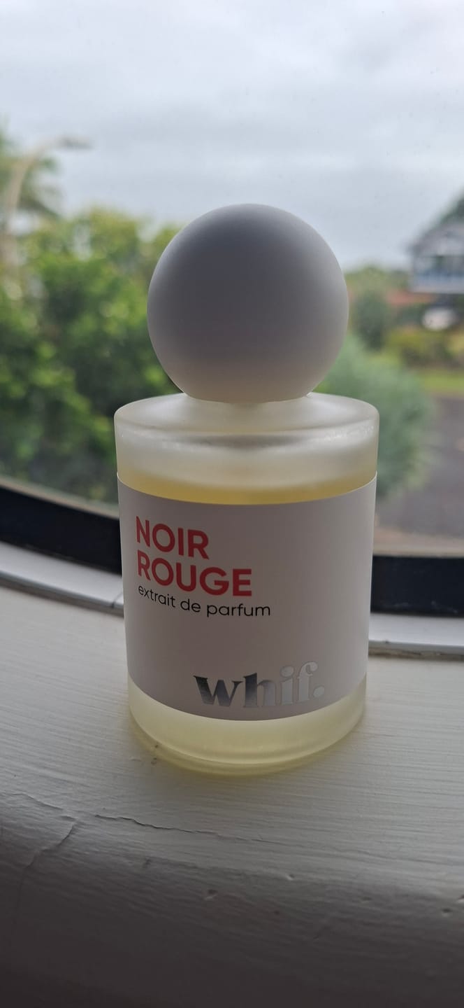 Customer photo review of Noir Rouge