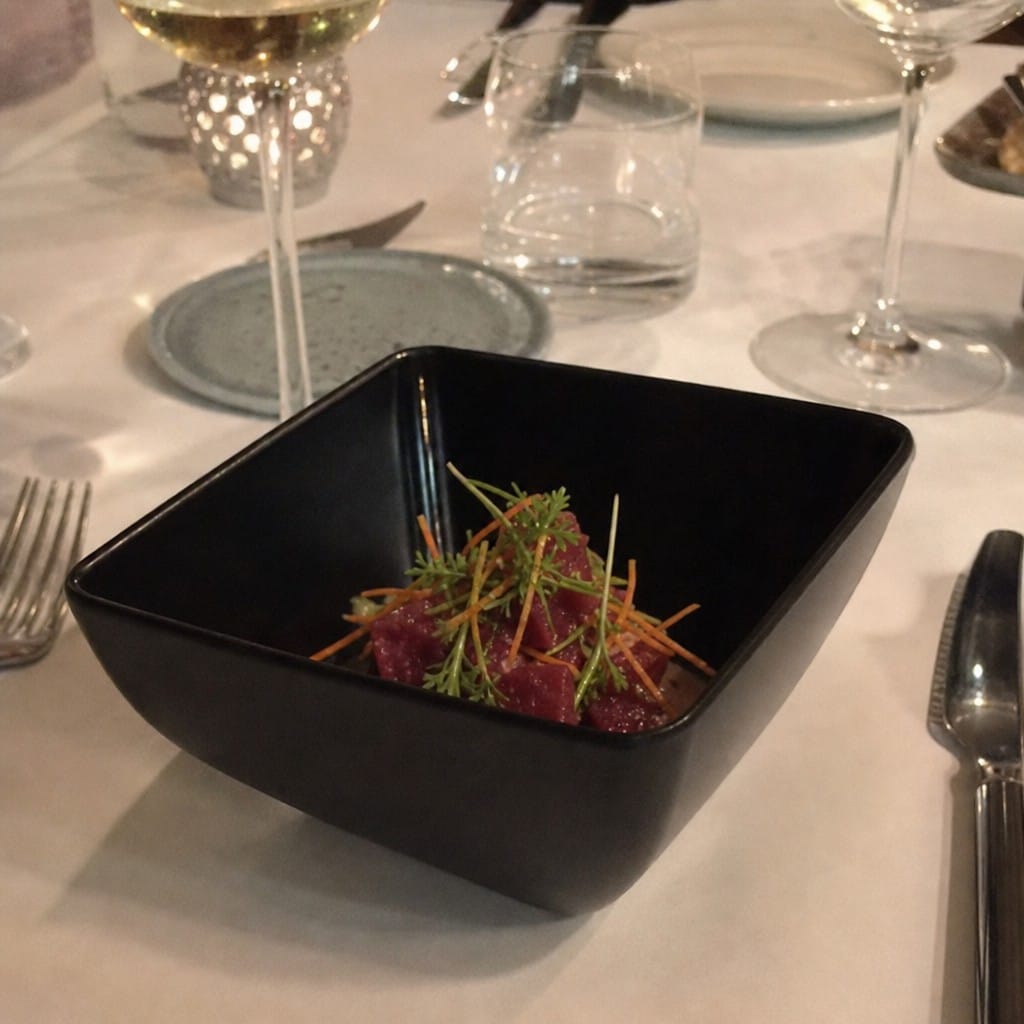 Customer photo review of Curved Bowl 8 inch Black Melamine for Contemporary Dining