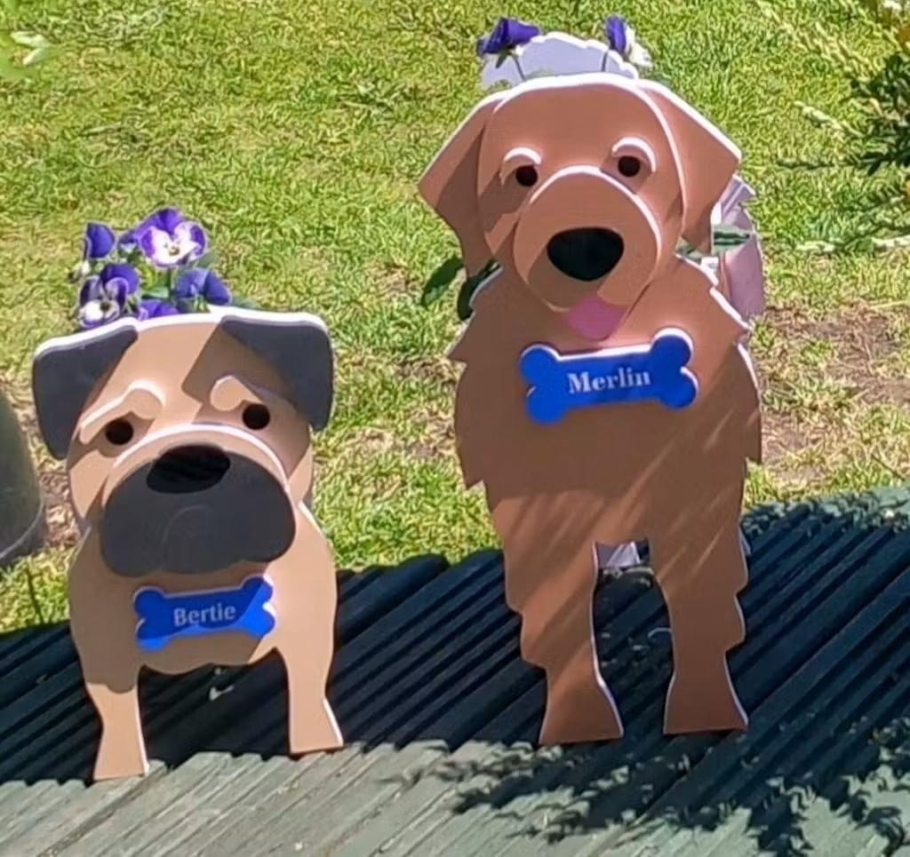 Customer photo review of Dog Planter - Golden Retriever