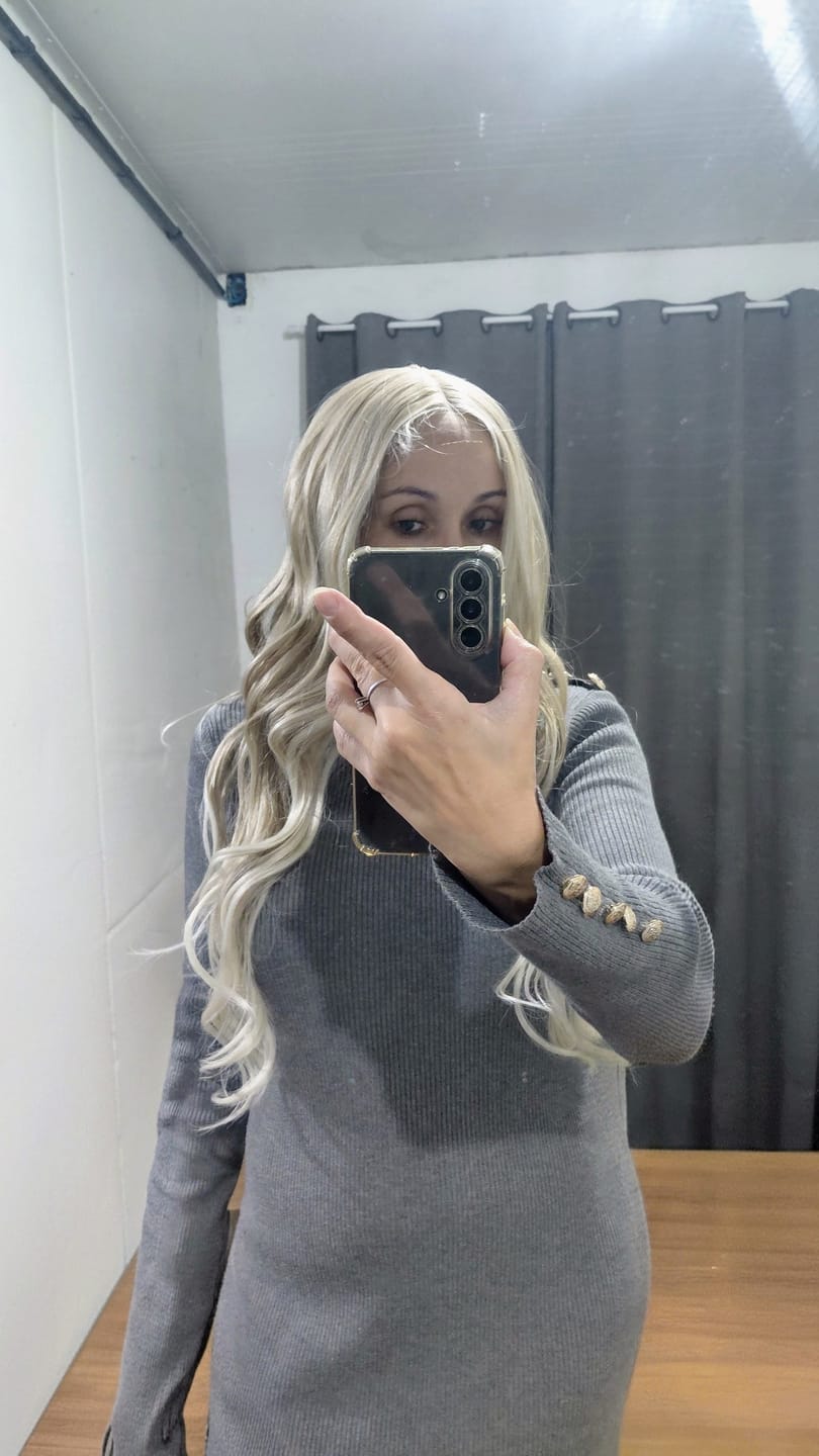 Customer photo review of Lace Front Premium Arika - Loiro 56E