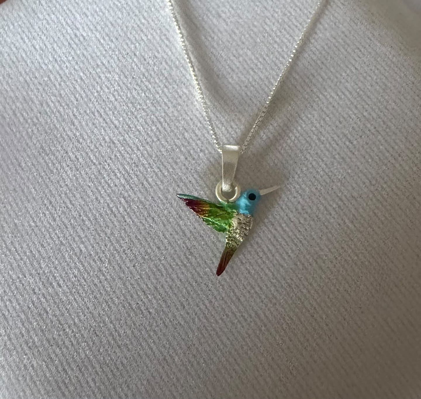 Customer photo review of Collar Colibrí en Plata 925