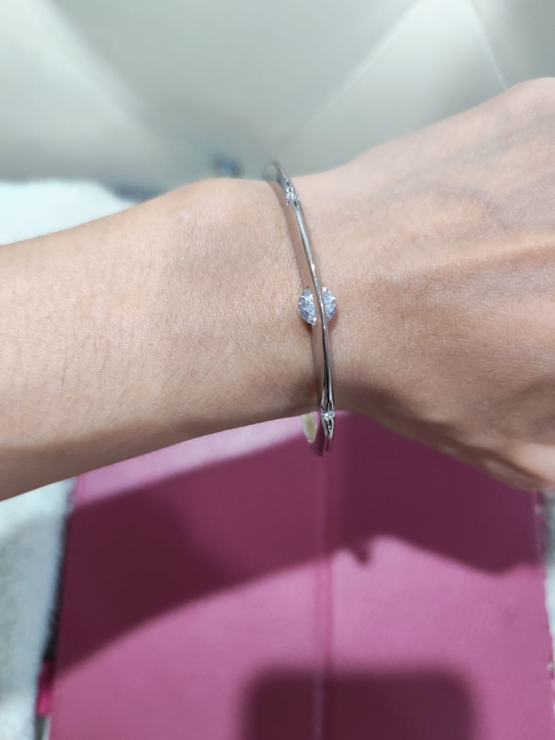 Customer photo review of Giselle Bangle