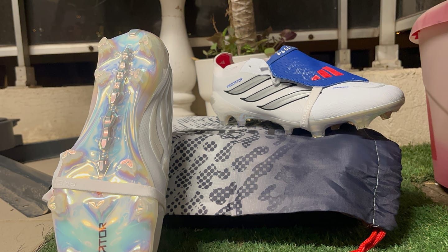 Customer photo review of Adidas Predator 26 Elite Fold-over Tongue FG Jude Bellingham - Blanc/Bleu/Rouge