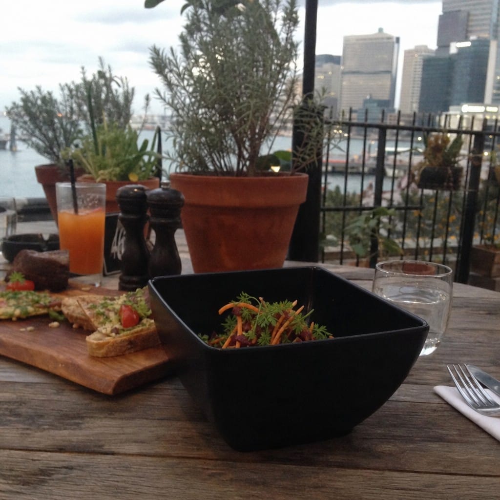 Customer photo review of Curved Bowl 8 inch Black Melamine for Contemporary Dining
