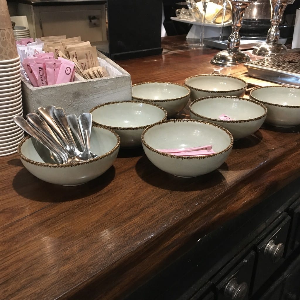 Customer photo review of Brown Speckled Alumina Vitrified Ceramic Cups for Catering (Pack of 12)