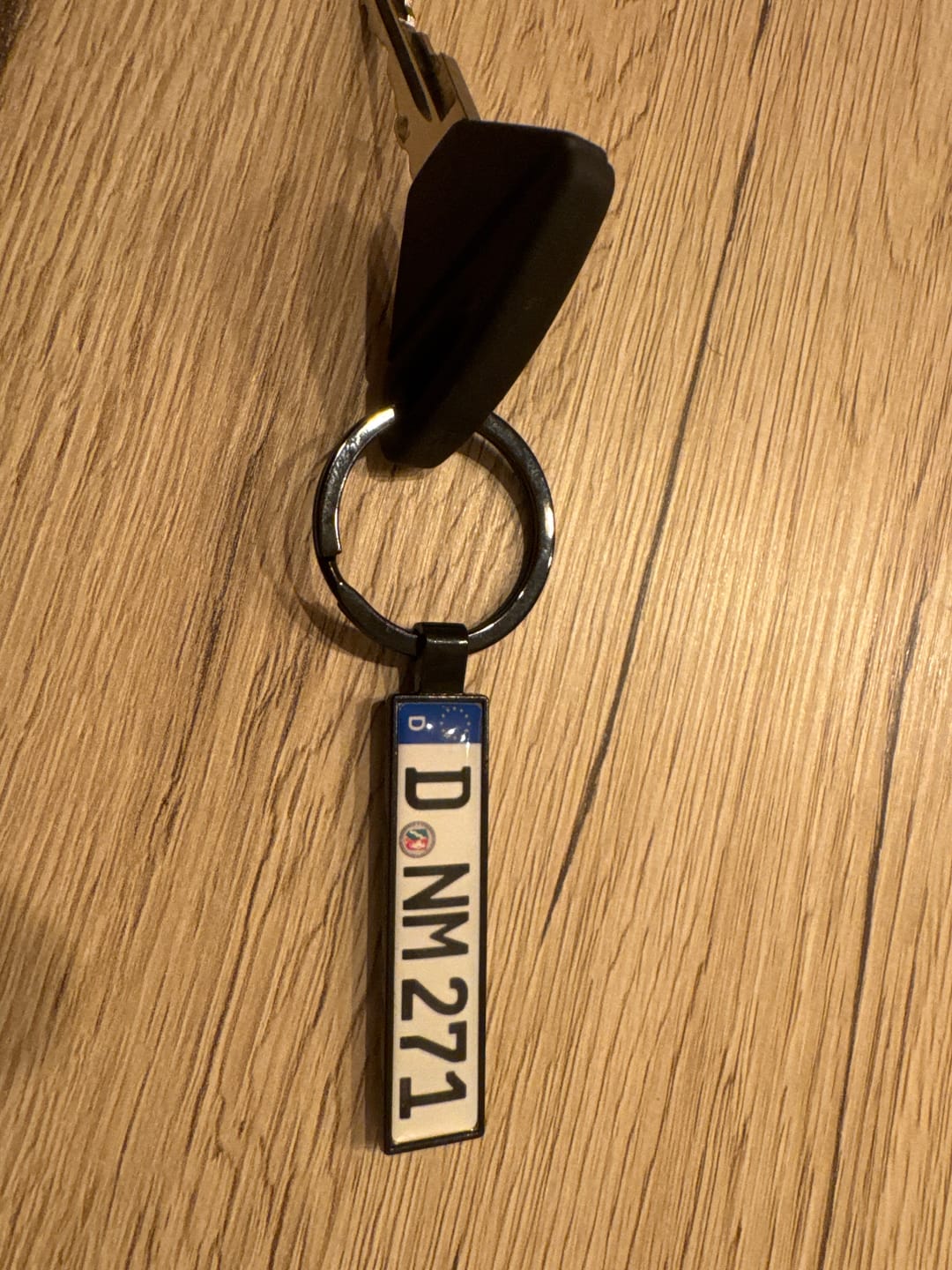 Customer photo review of Kennzeichen Schlüsselanhänger Mini Nummernschild Metall