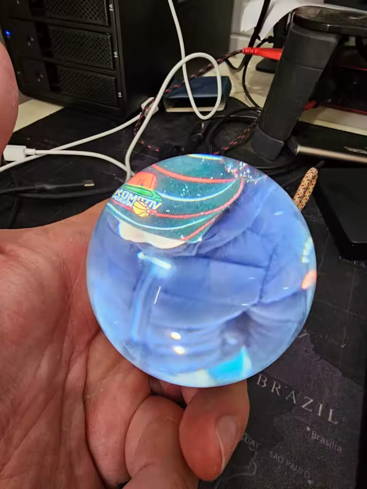 Customer photo review of 3D Video Crystal Ball