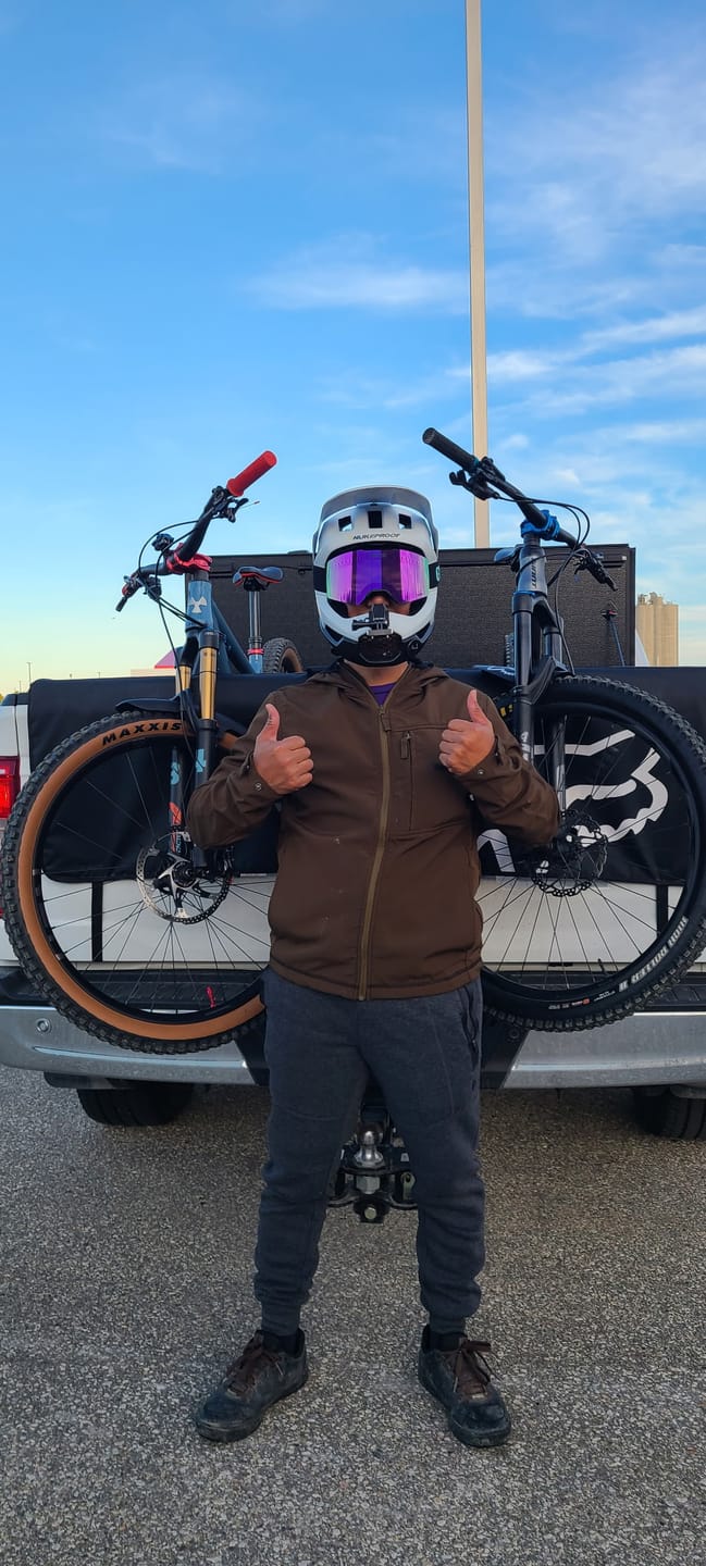 Customer photo review of Valorie Moto/MTB Lens - Photochromic Purple