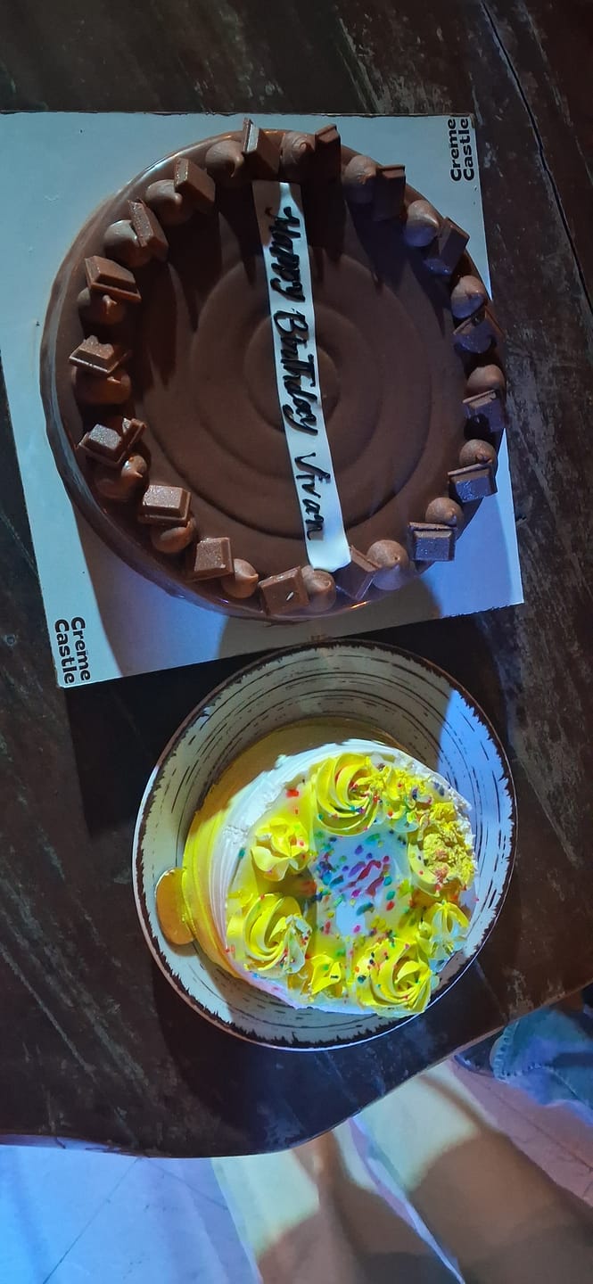 Customer photo review of Classical Dairy Milk Cake