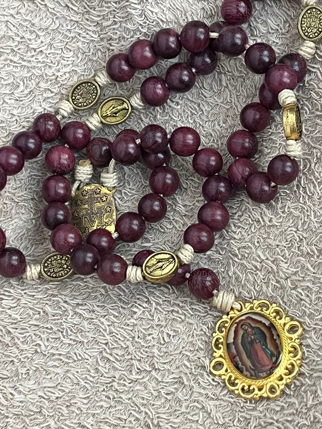 Customer photo review of SolaceBeads Purpleheart Wood Our Lady of Seven Sorrows Rosary Chaplets