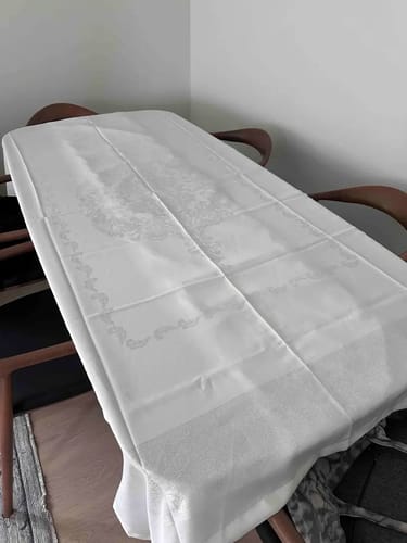 Jumbo Jakar Krem Sıvı İtici Leke Tutmaz Masa Örtüsü 160x220 cm müşteri fotoğrafı