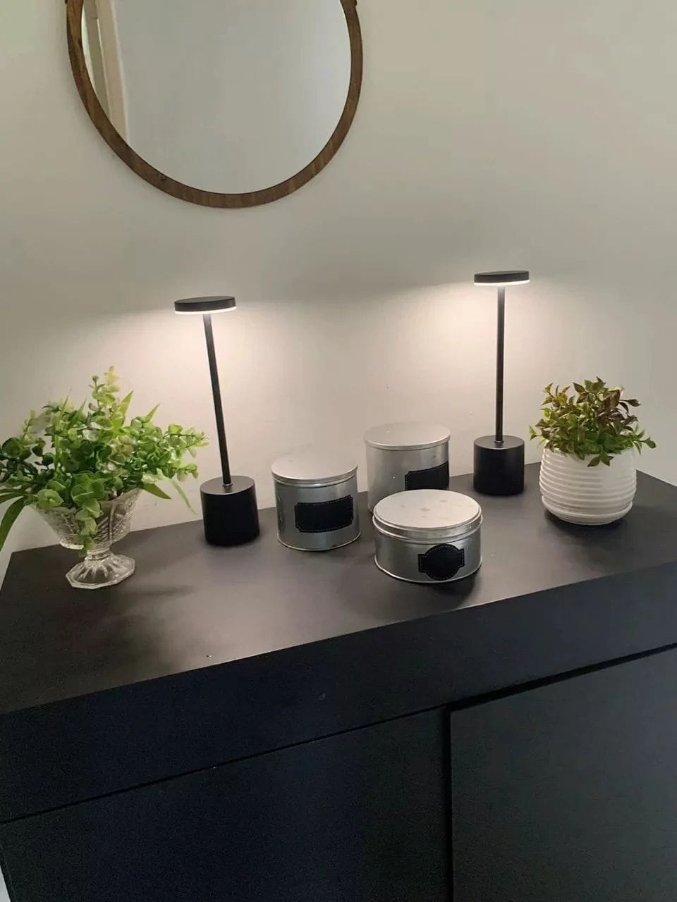 Customer photo review of Luminária de Mesa Sem Fio Recarregável Nomad Glow