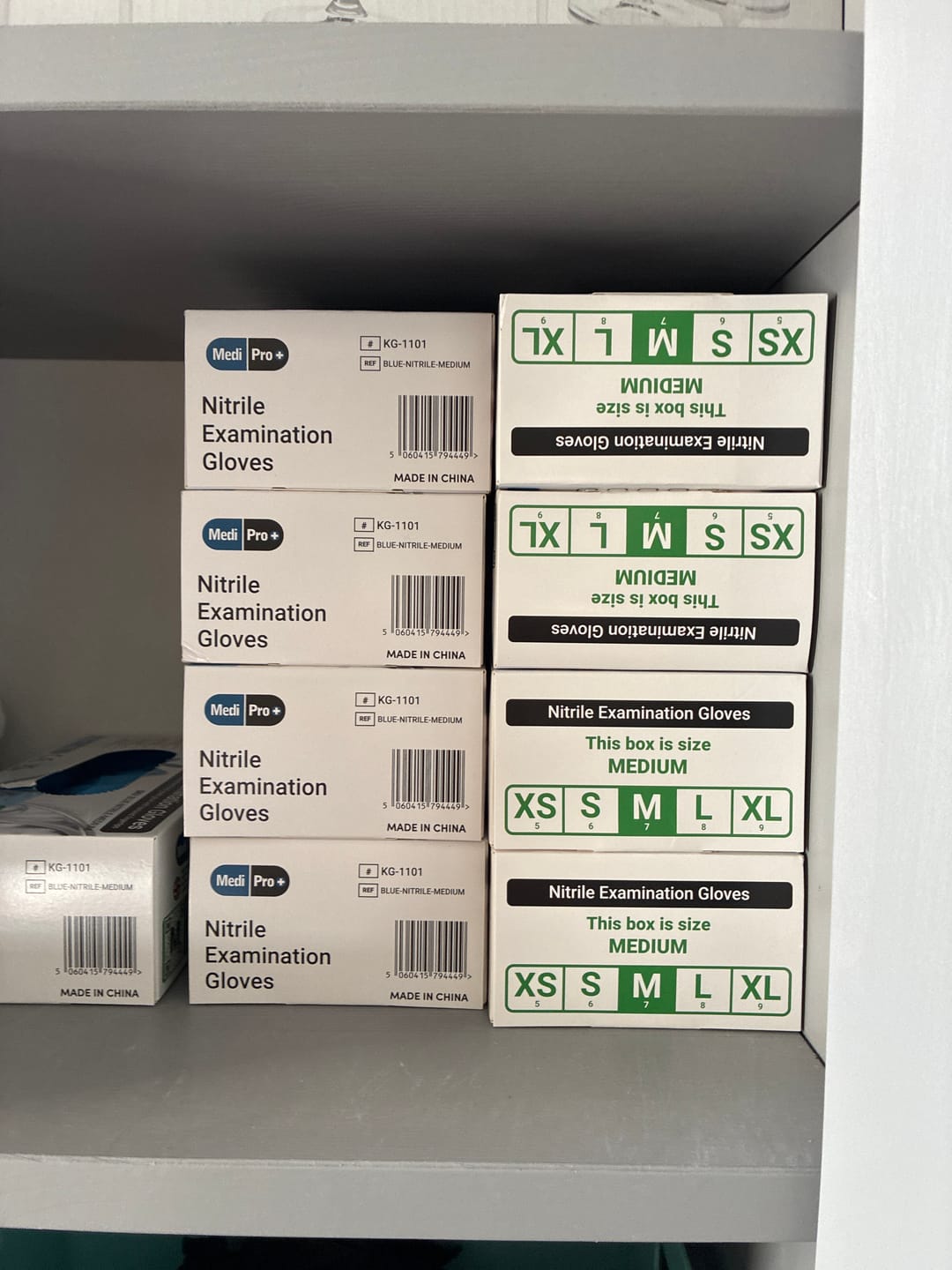 Customer photo review of Blue Nitrile Gloves Medical Grade Cat III PPE Medium x 100