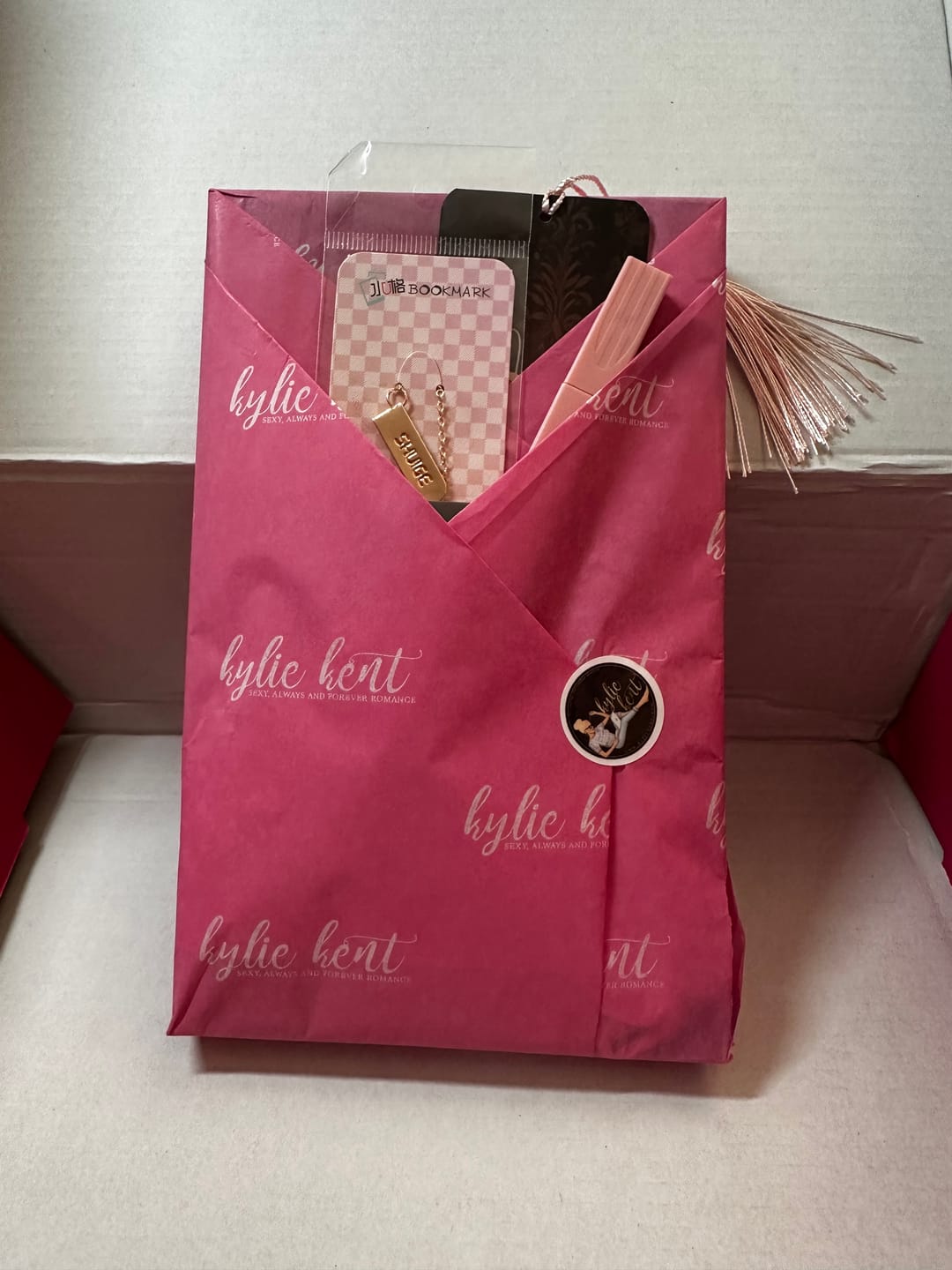 Customer photo review of Blind Date With A Book