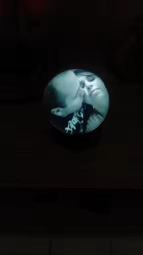 Customer photo review of 3D Video Crystal Ball