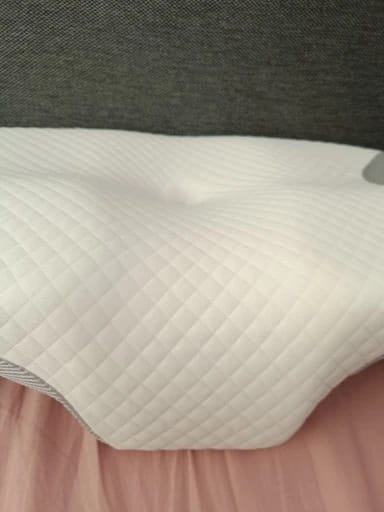 Customer photo review of Almohada Cervical Ergonómica