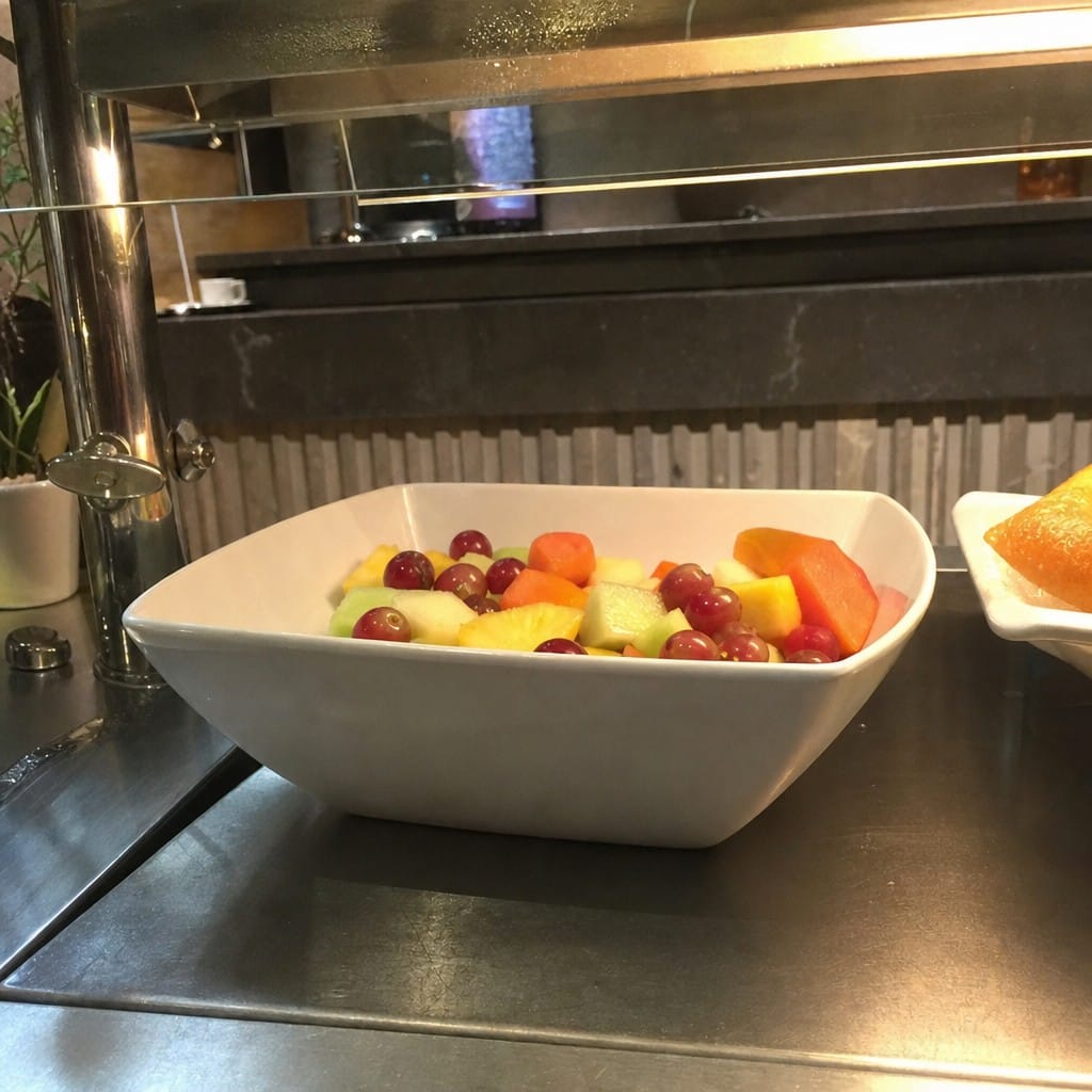 Customer photo review of Curved Bowl 11 inch White Melamine for Table Settings