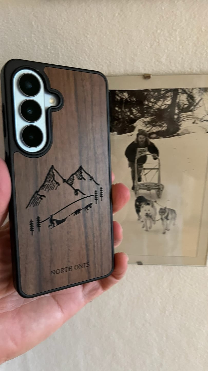 Customer photo review of Dog Sled | Valnöt  - Line Edition