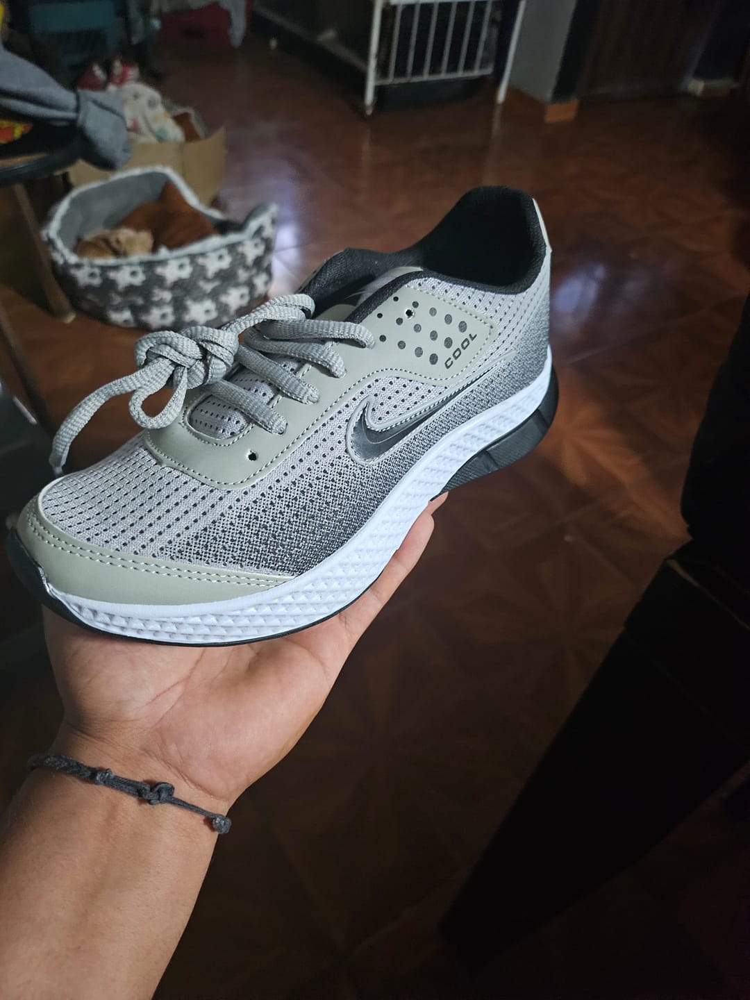 Customer photo review of Tenis 013 Plata Negro