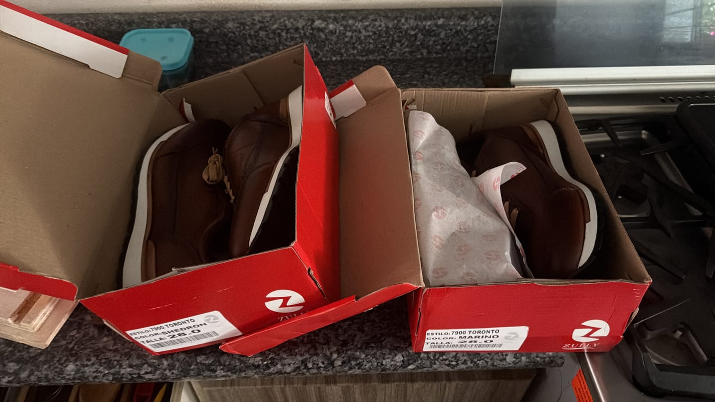 Customer photo review of Combo Toronto: 2x$1,299