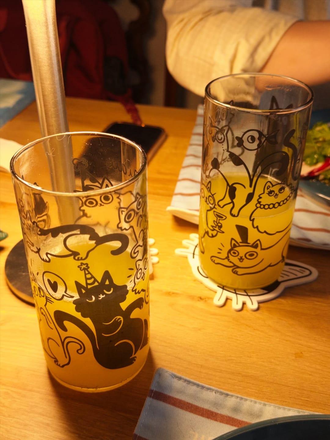 Customer photo review of Miau Glass - Juego de 6 Vasos - 500 ml