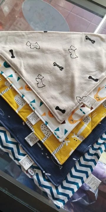 Customer photo review of baberos impermeables 5 Piezas