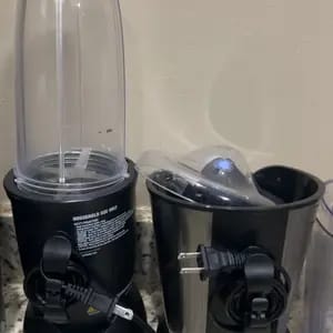 Customer photo review of Organizzatore Cavi Cucina con Ganci Silicone e Colla 3M