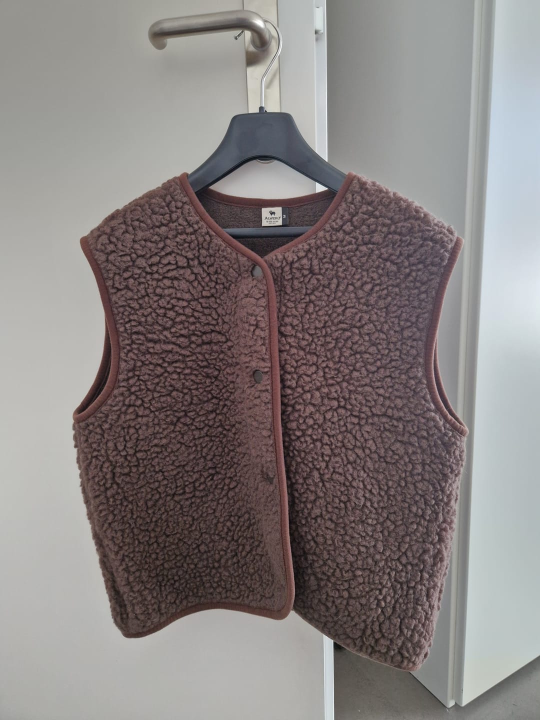 Customer photo review of Weste 100% Wolle