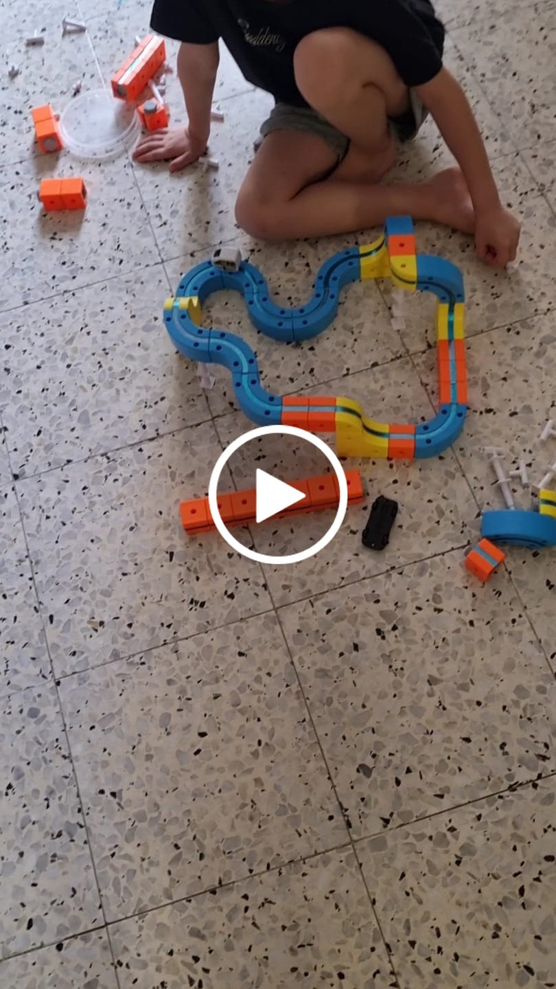 Customer video review of מודינו רייל - רכבת מגנטית חשמלית