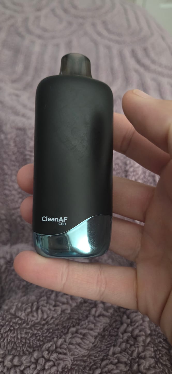 Customer photo review of Minty Fresh CBD Vape