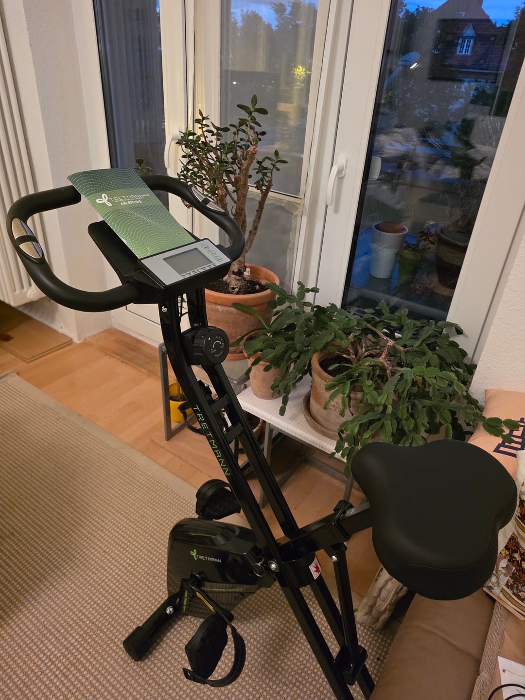 Customer photo review of Tretmann HOME - Klappbarer Heimtrainer