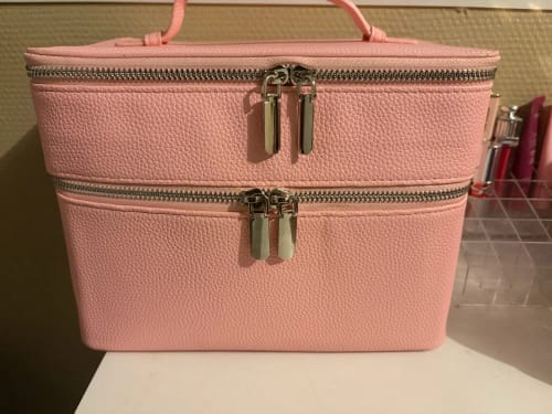 Customer photo review of Duo Vanity Case en cuir