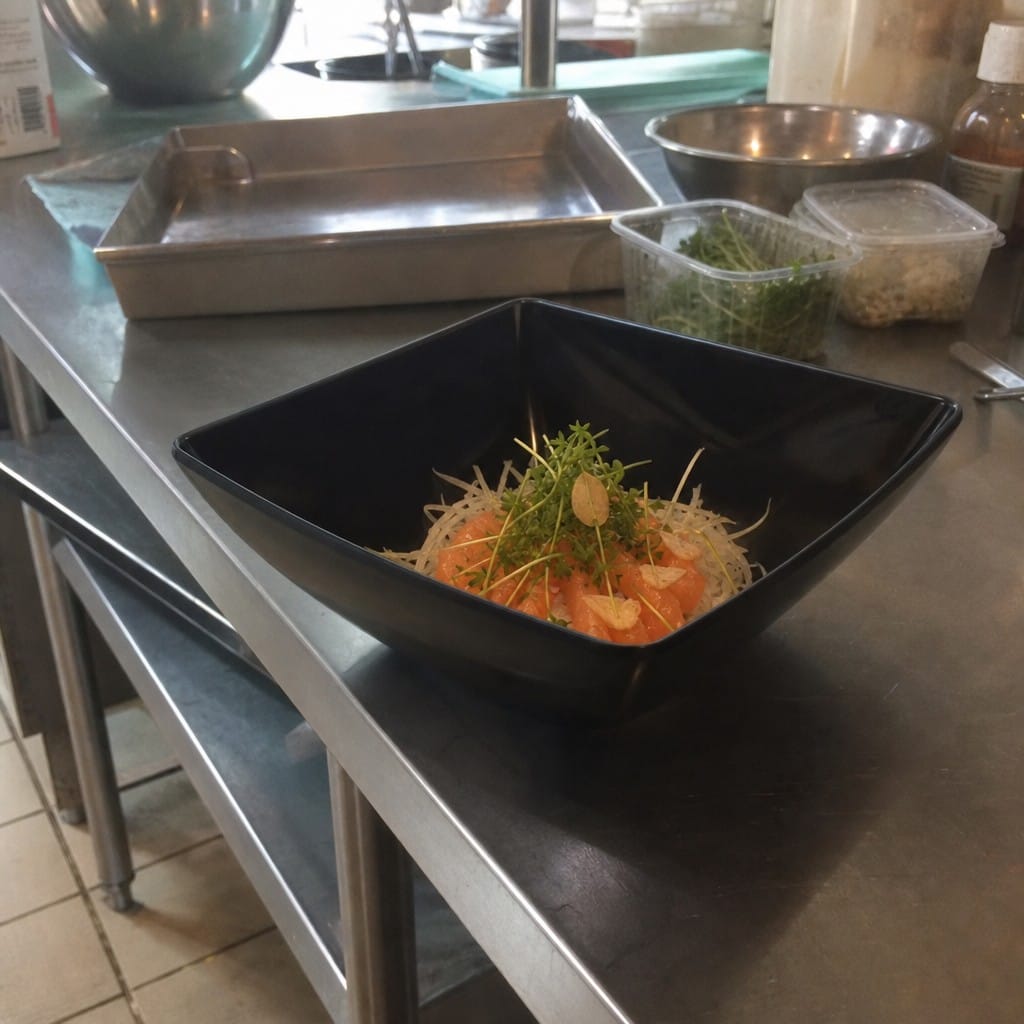 Customer photo review of Curved Bowl 11 inch Black Melamine for Table Settings