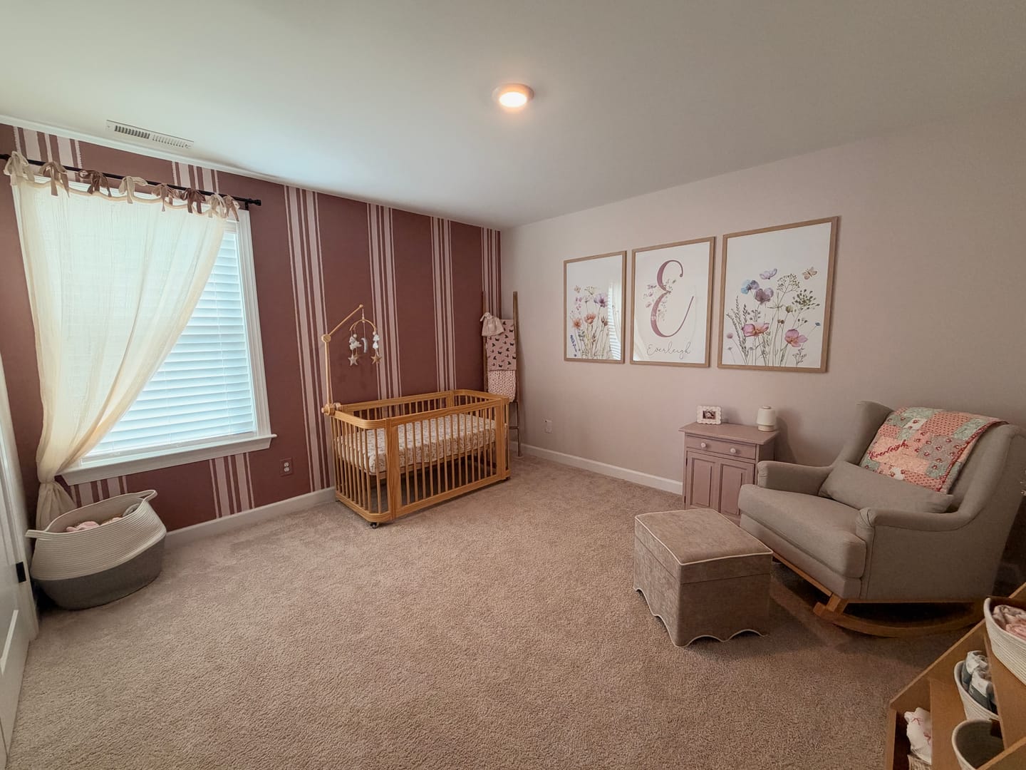 Customer photo review of Ivelis Wallpaper by Biba Nima Design