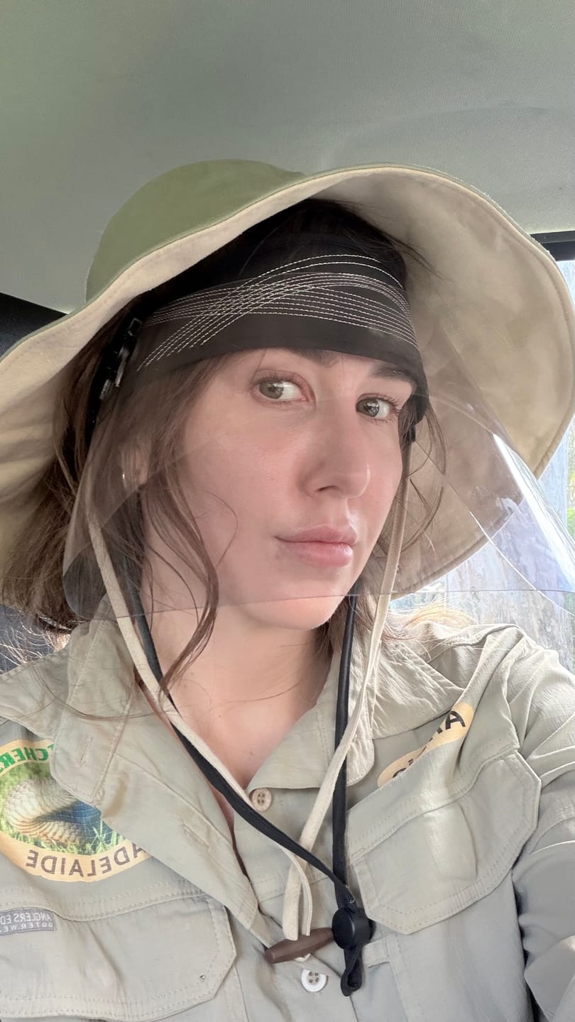 Customer photo review of Roll-up Discoloration Lens Visor Hat Unisex UPF50+