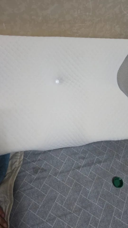 Customer photo review of Almohada Cervical Ergonómica
