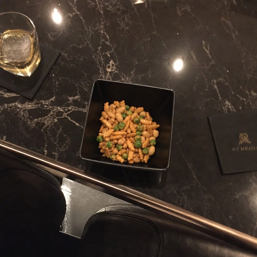Customer photo review of Curved Bowl 8 inch Black Melamine for Contemporary Dining