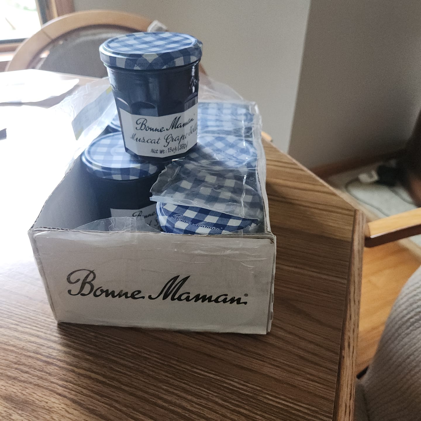 Customer photo review of Bonne Maman Grape Jelly - 13 OZ 6 Pack