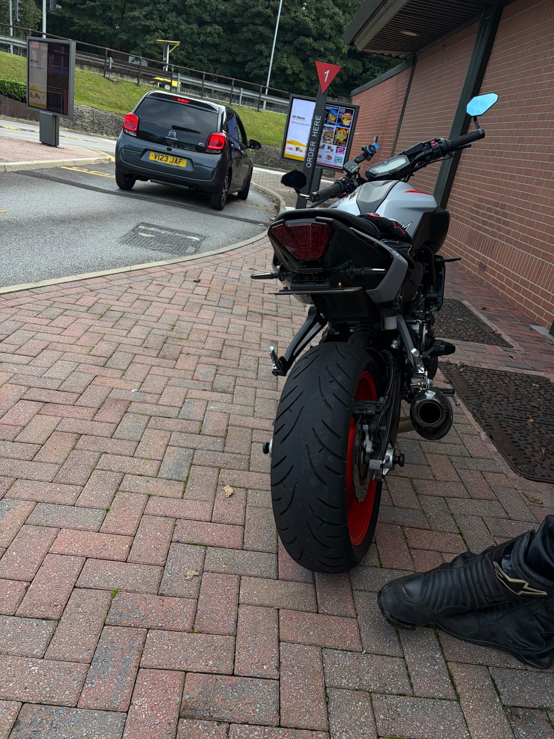 Customer photo review of Plate Light (universal)