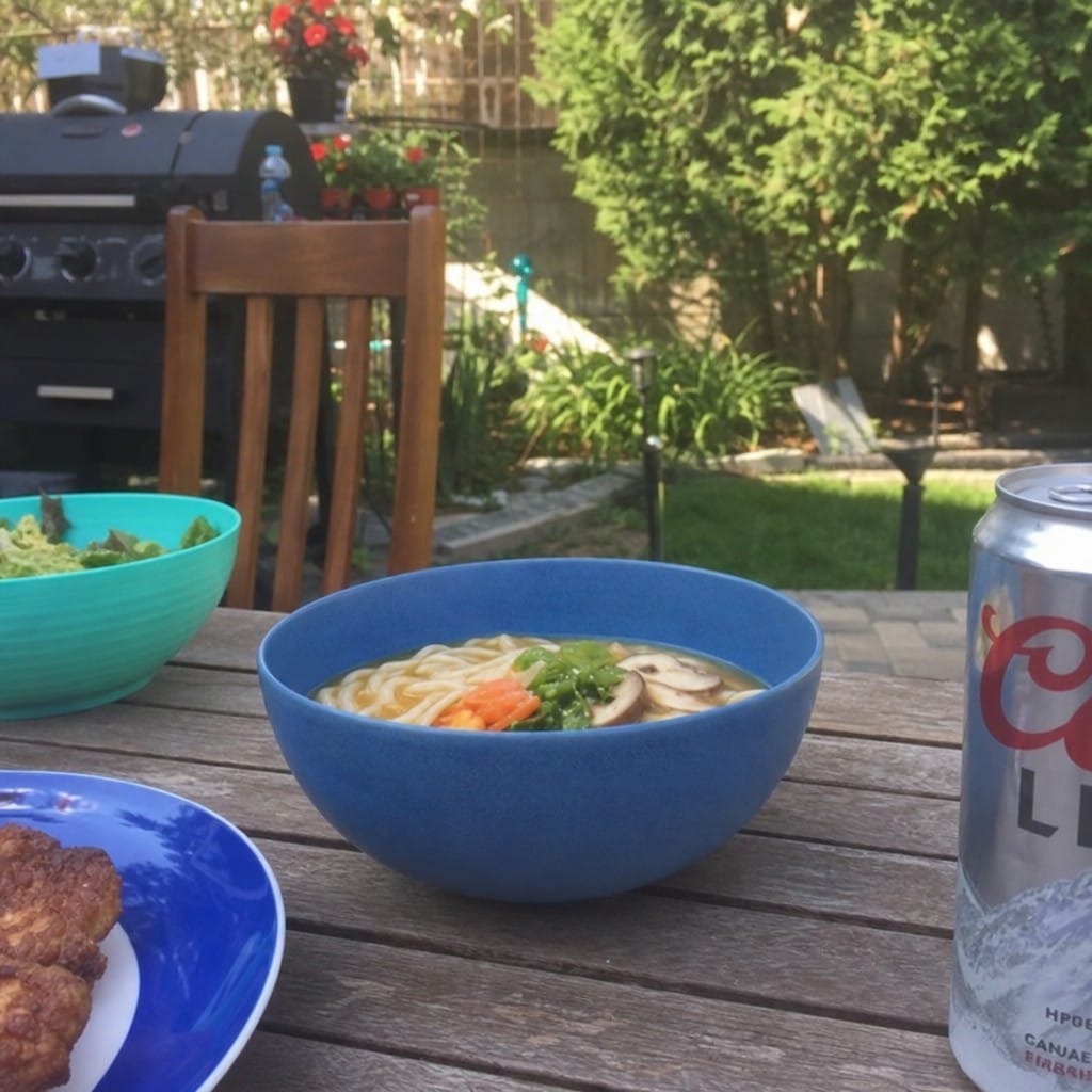 Customer photo review of Noodle Bowls 37.7oz Porcelain for Modern Dining (Pack of 6)