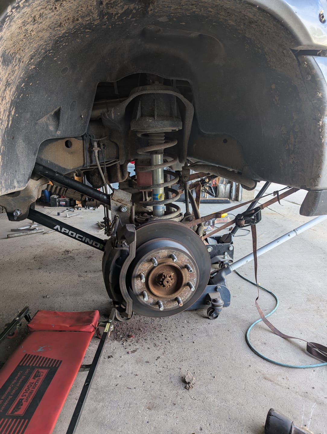 Customer photo review of 2003-2007 Dodge Ram 2500 / 3500 4wd Fixed Length Control Arms