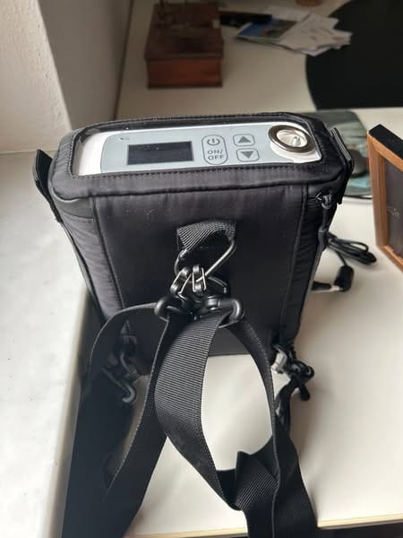 Customer photo review of Nowy VARON VP-8G｜Przenośny koncentrator tlenu z technologią przepływu pulsacyjnego (regulacja 1–8 poziomów)