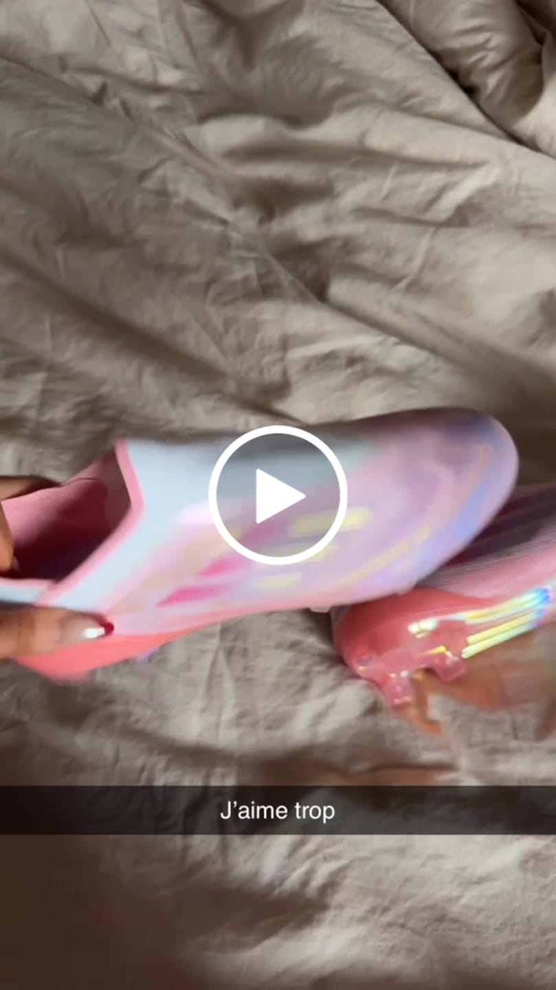 Customer video review of Adidas F50 Lamine Yamal Laceless FG - Rose/Blanc