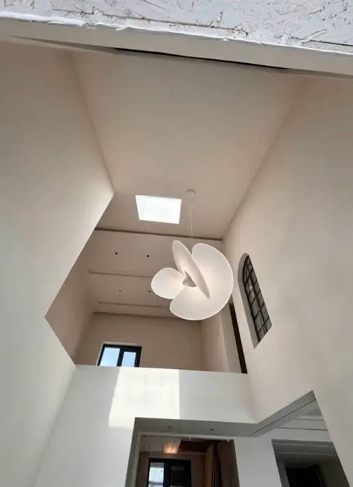 Customer photo review of Modern Italian Minimalist Silk Pendant Light - Nordic White Ceiling Hanging Lamp Fixture for Loft, Villa, Living Room & Hotel