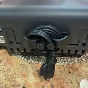 Customer photo review of Organizzatore Cavi Cucina con Ganci Silicone e Colla 3M