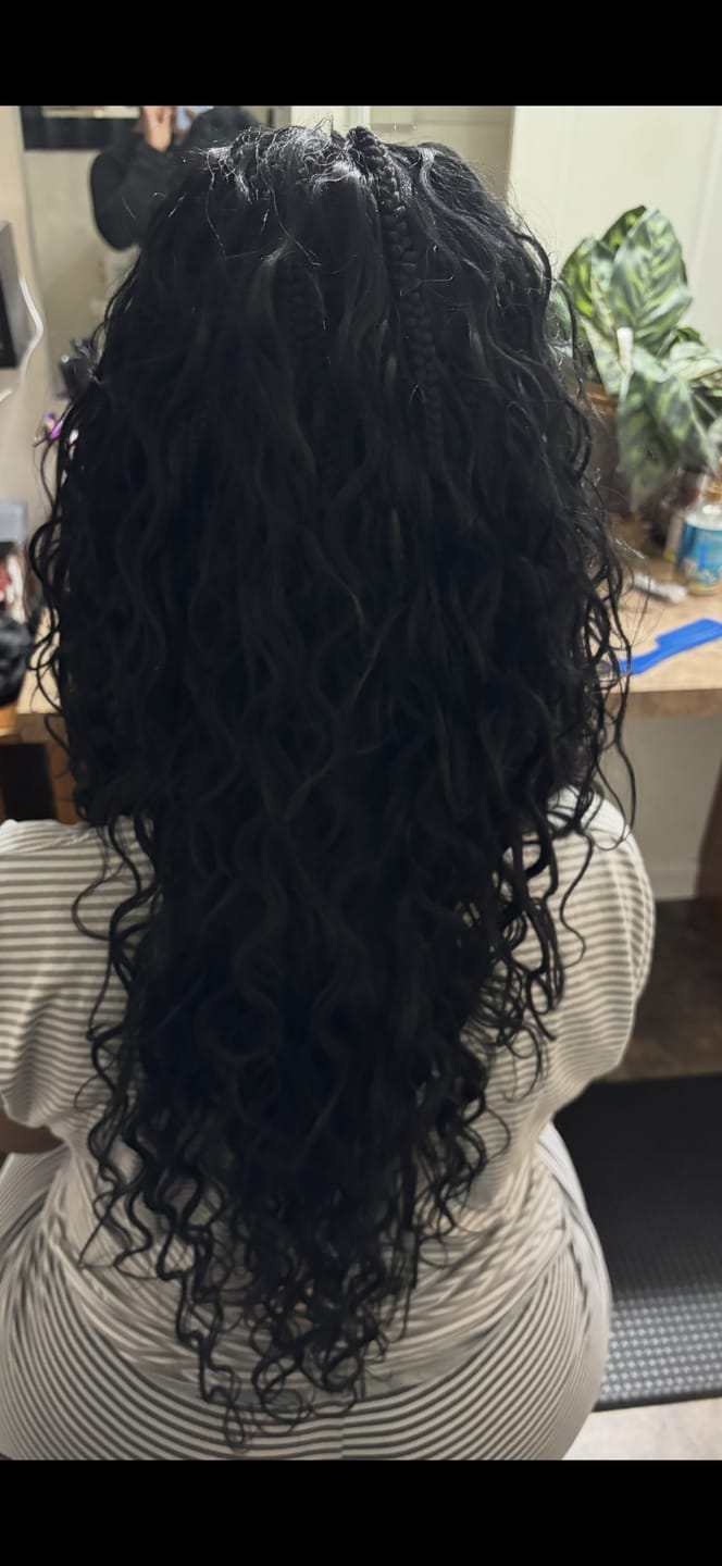 Customer photo review of Freetress Pre-Looped Crochet Braids - 3X BORA BORA BRAIDS 22"