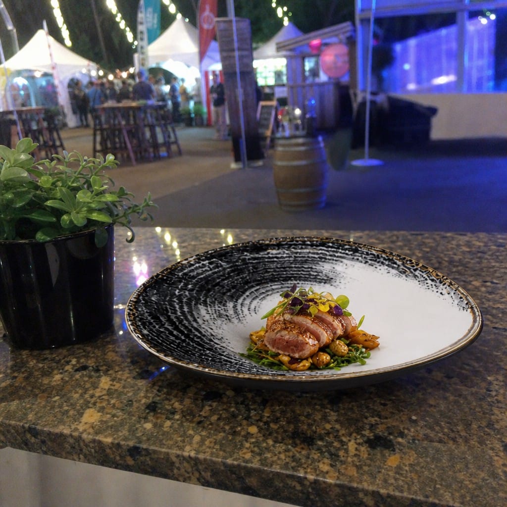 Customer photo review of Bowls 235mm Black Vitrified Ceramic for Dining (Pack of 12)