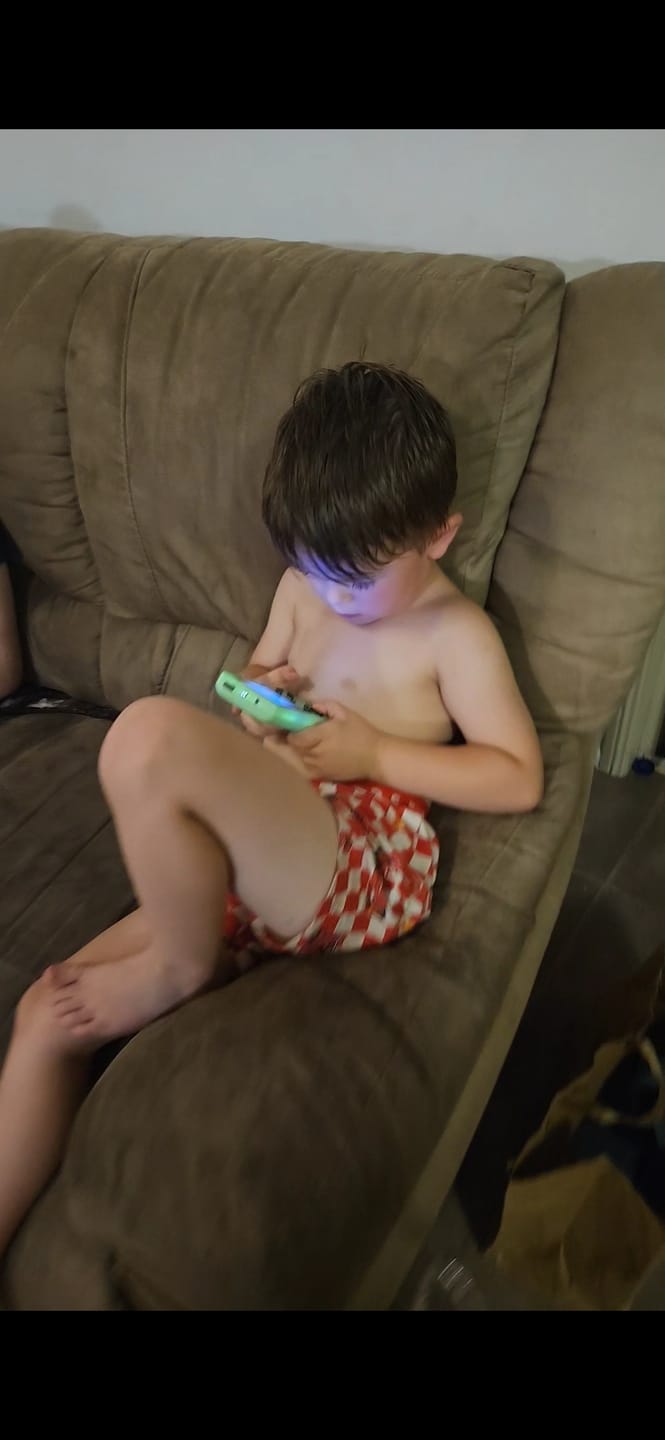 Customer photo review of MovieHub™ - RetroKids